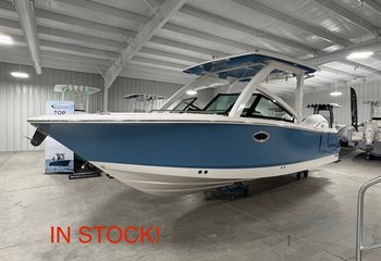 2026 Robalo R257 Atlas Blue/White Boat